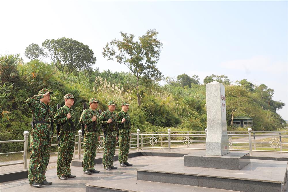 Bút Ký 389: Bình yên chiều Lục Lầm